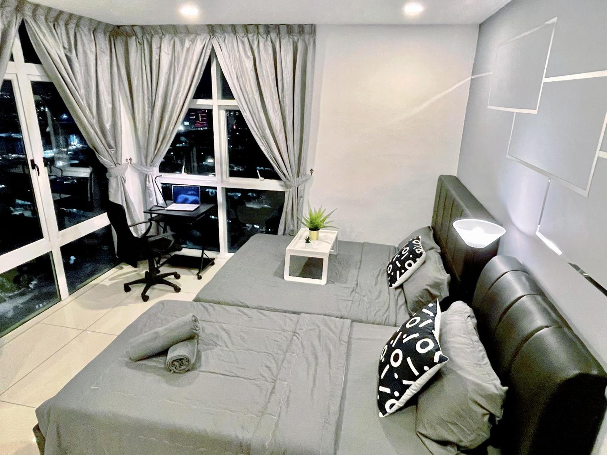 Ksl City Mall 7-10pax -2bedroom-netflix-smart Tv65inch Johor Bahru