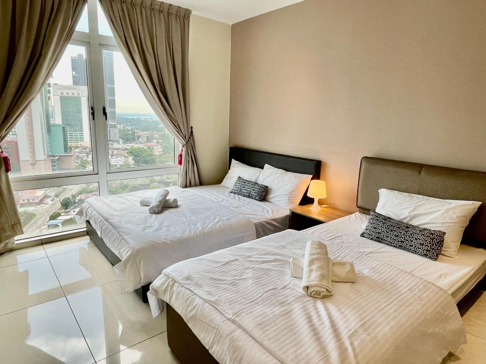 Apartment Ksl City Mall 7-10pax -2bedroom-netflix-smart Tv65inch Johor Bahru