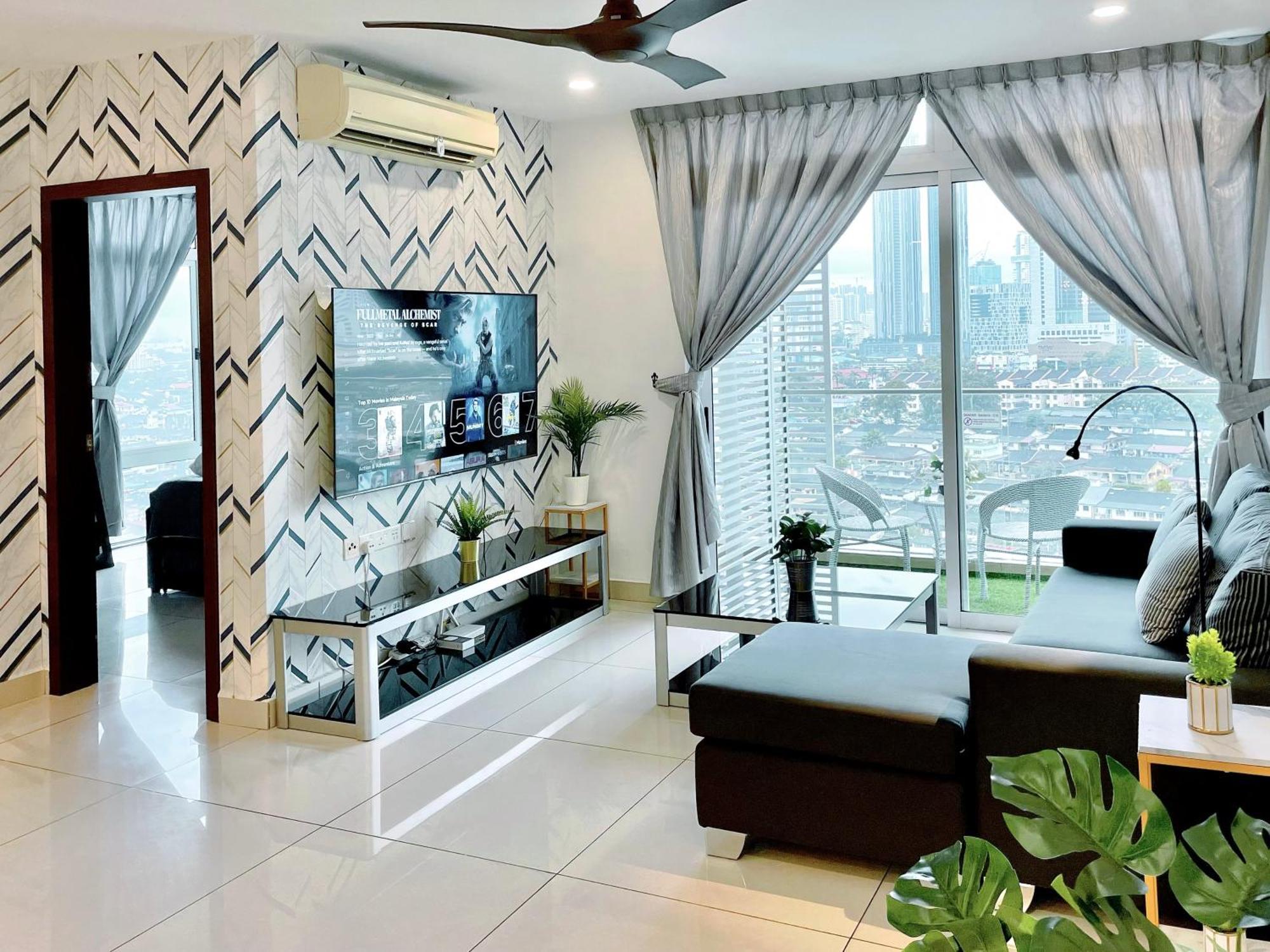 Ksl City Mall 7-10pax -2bedroom-netflix-smart Tv65inch Apartment